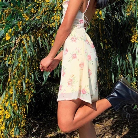 Brand New (NWT) Princess Polly Watson Mini Dress Yellow - Picture 2 of 9